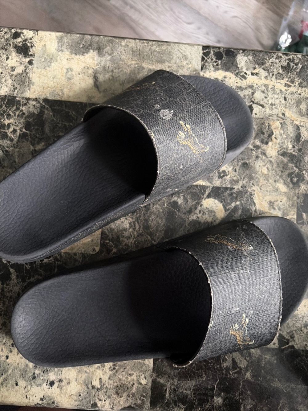 Gucci Black Slides with Gold Logo & Tiger - Picture 4 of 4